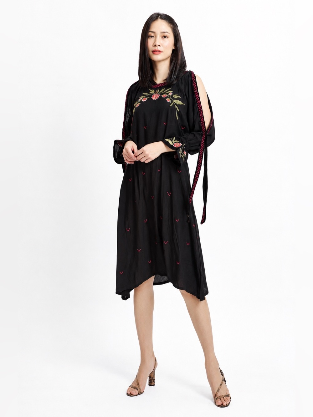 Savage Culture Black Boho Embroidered Midi Dress—Size M